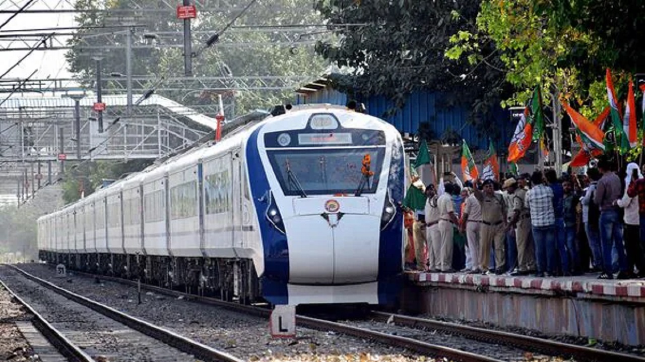 Patna, Tata and Gaya, Howrah Bande Bharat Express will run regularly from today